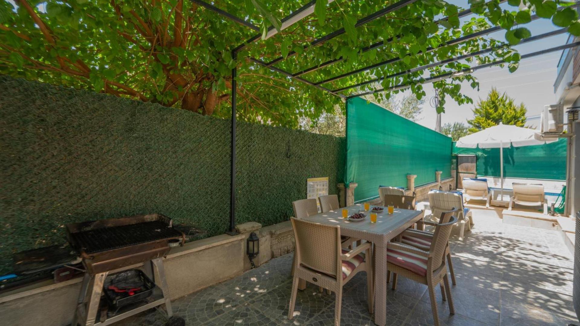 3 Bedroom - 9003 Villa