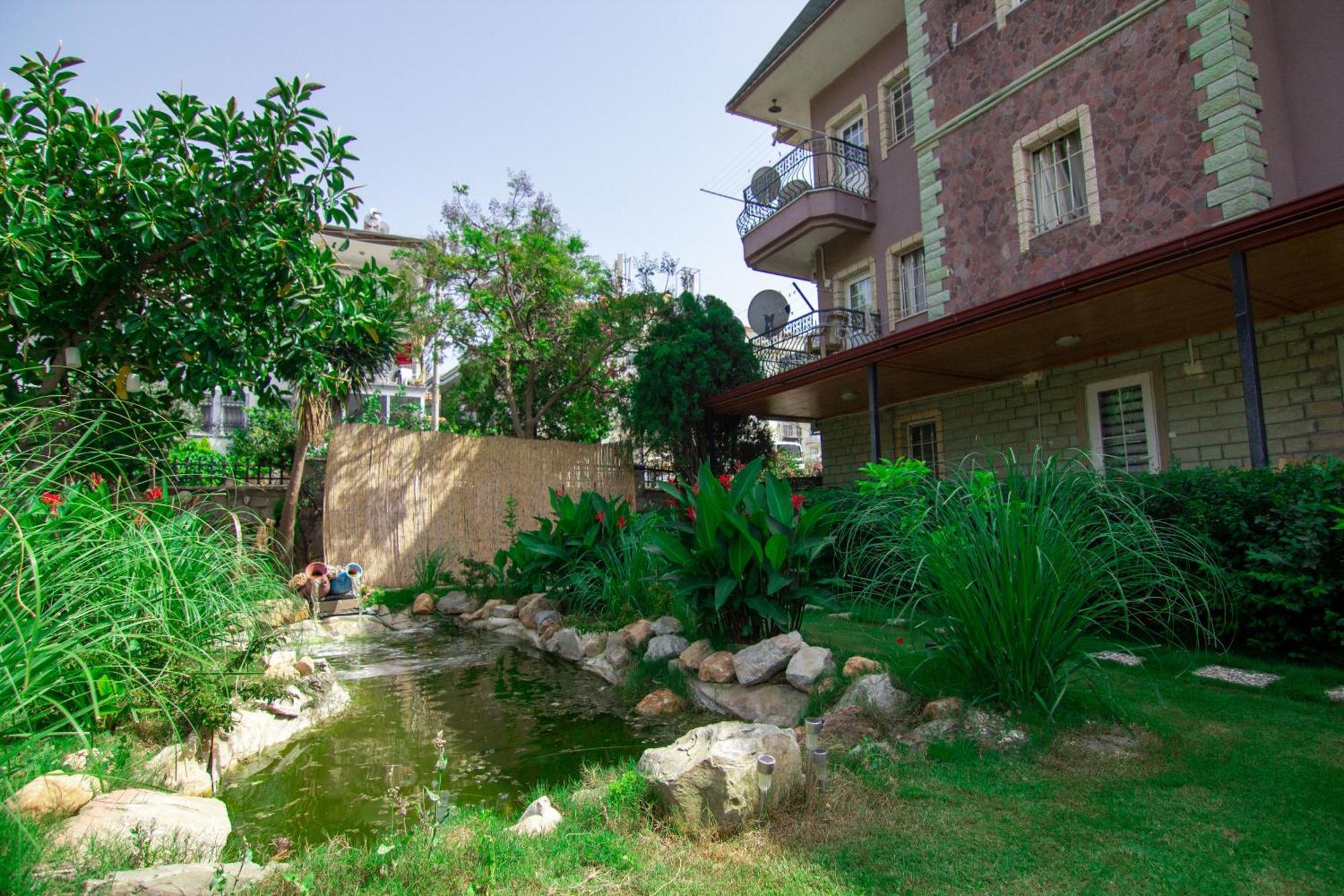 Kampus Garden Hotel 4*