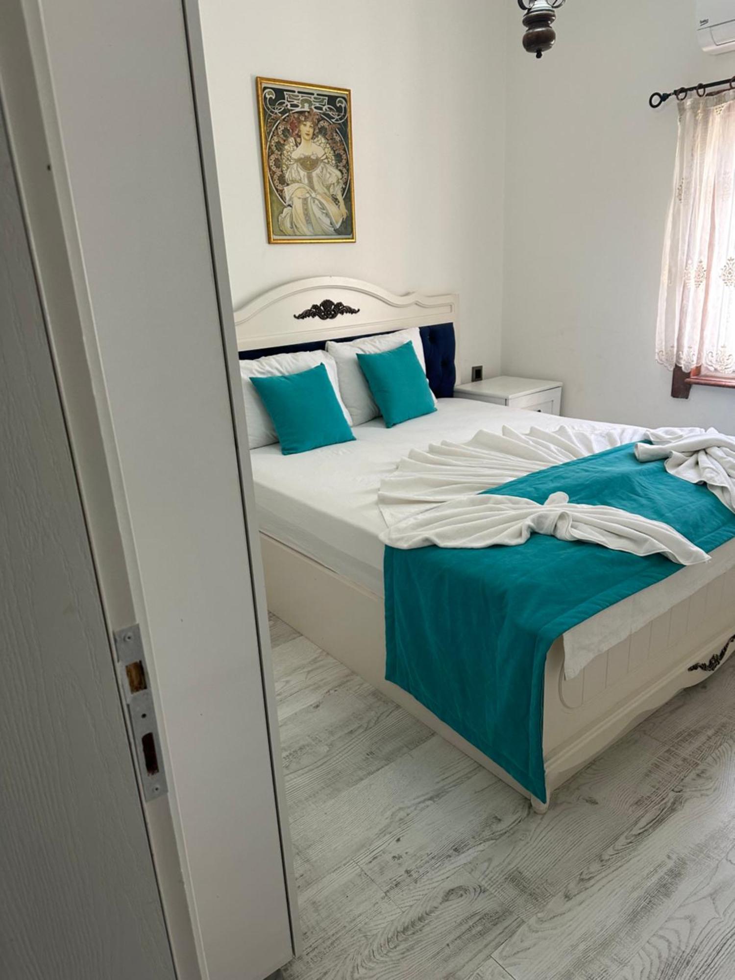 Hotel Kampus Garden 4*