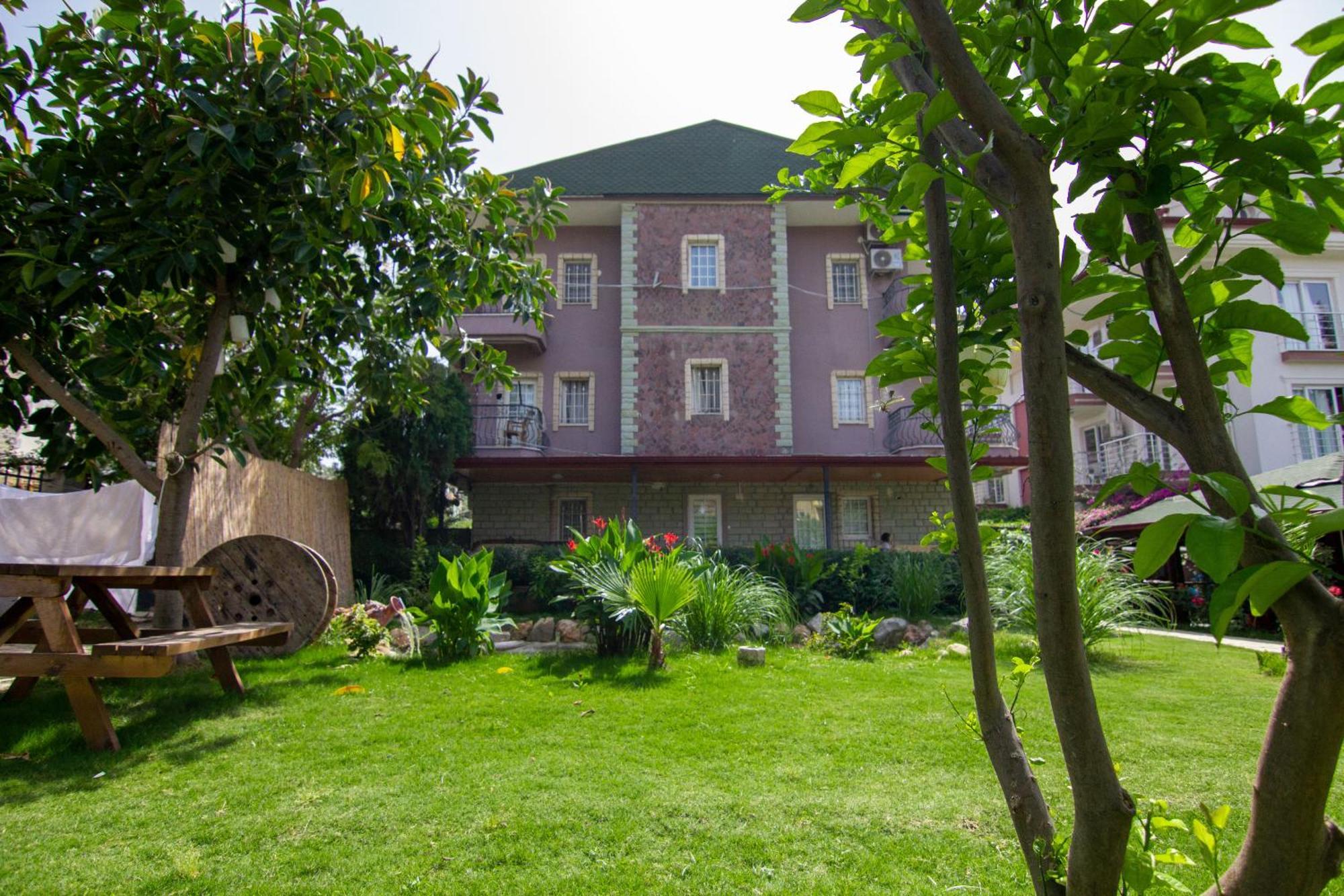 Kampus Garden 4*