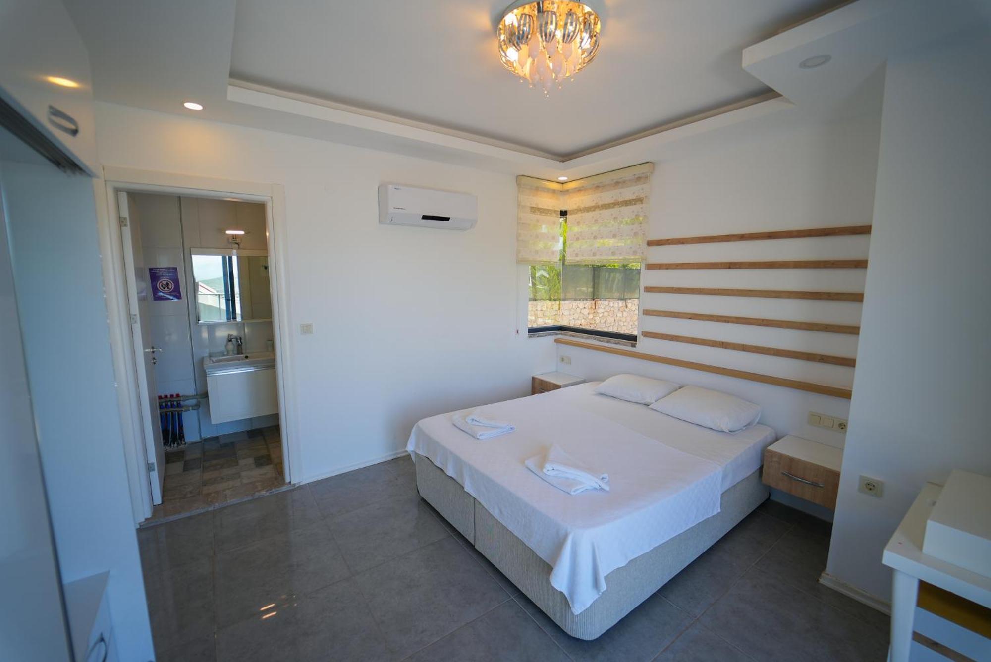 Celebrity B Villa *