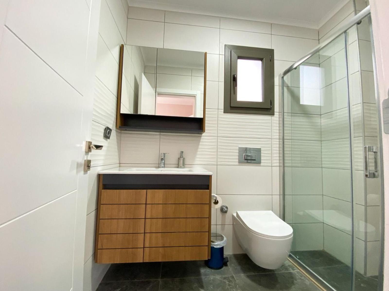 Ozalp C Villa