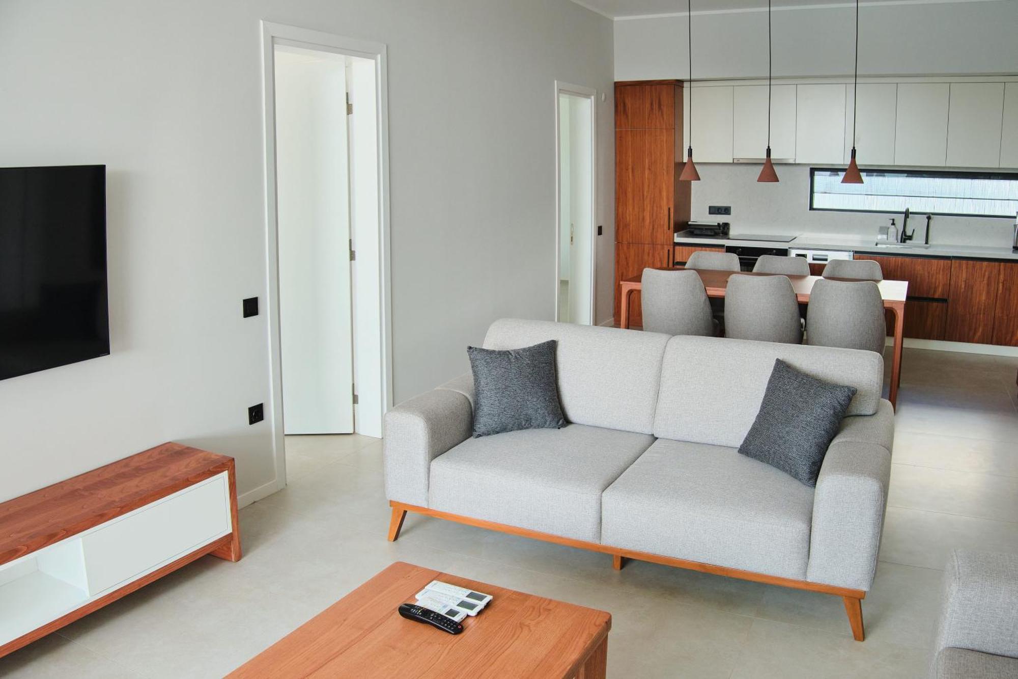 Ashta - Nora 2 Villa *