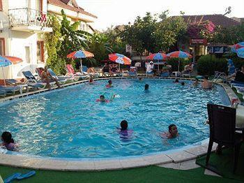 Otel Dost 3*