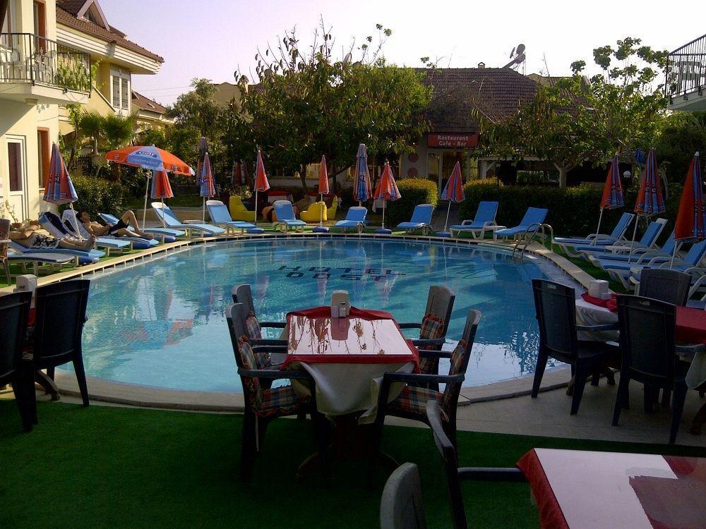 Dost Otel 3*