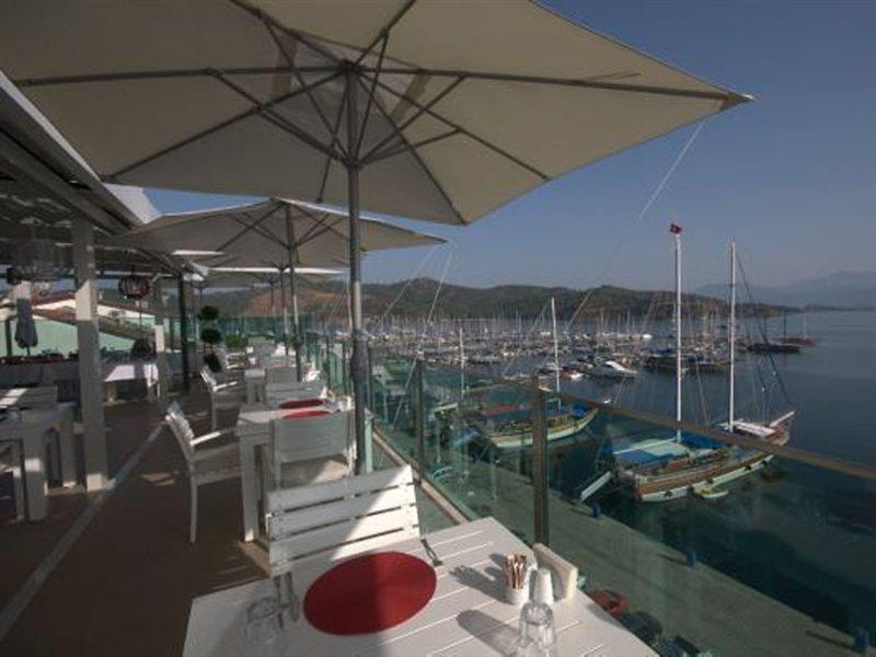 Otel Alesta Yacht 4*