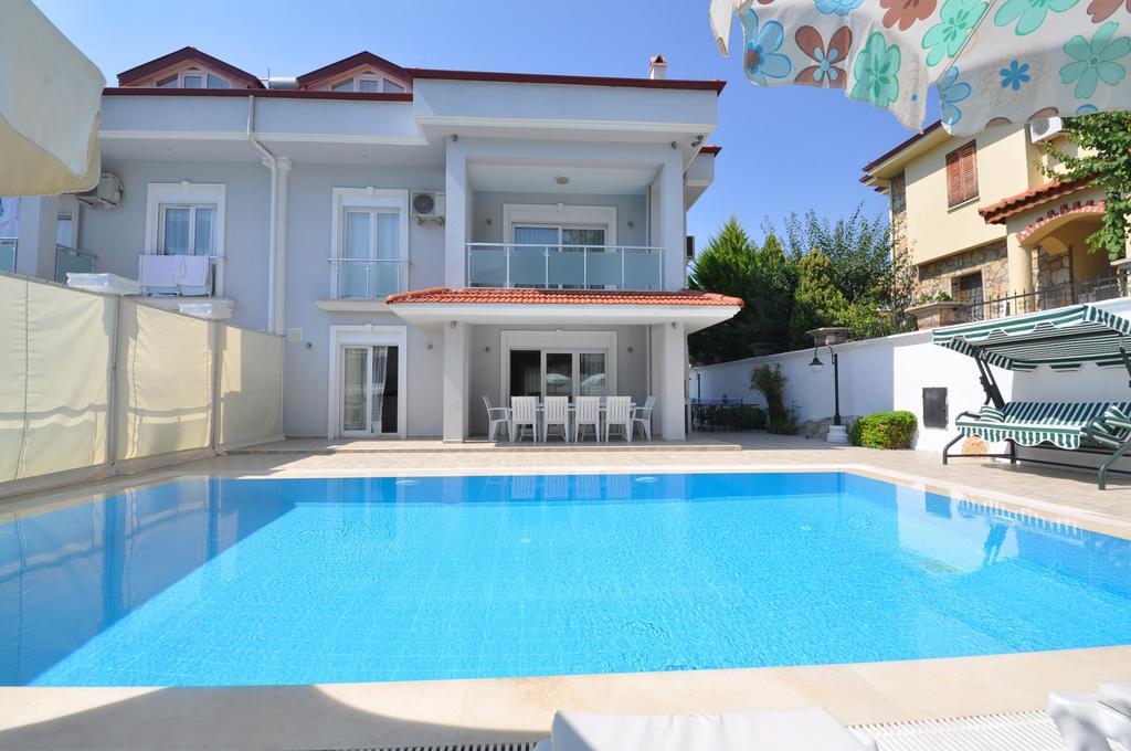 Villa Milenyum 1 *