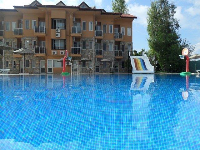 Flora Palm 4*