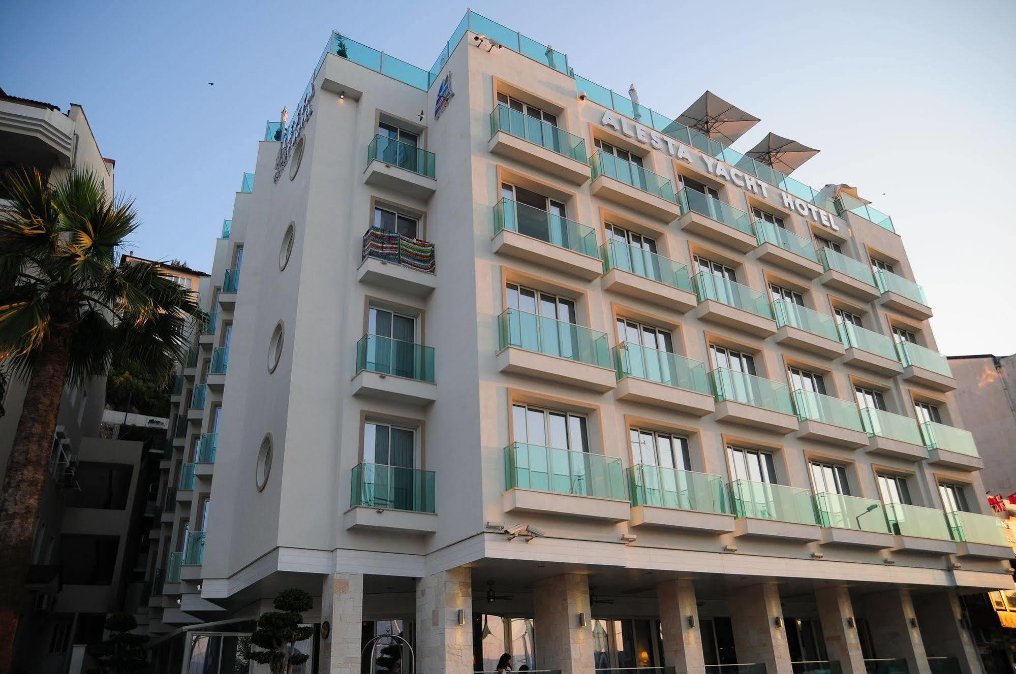 Alesta Yacht 4* Fethiye