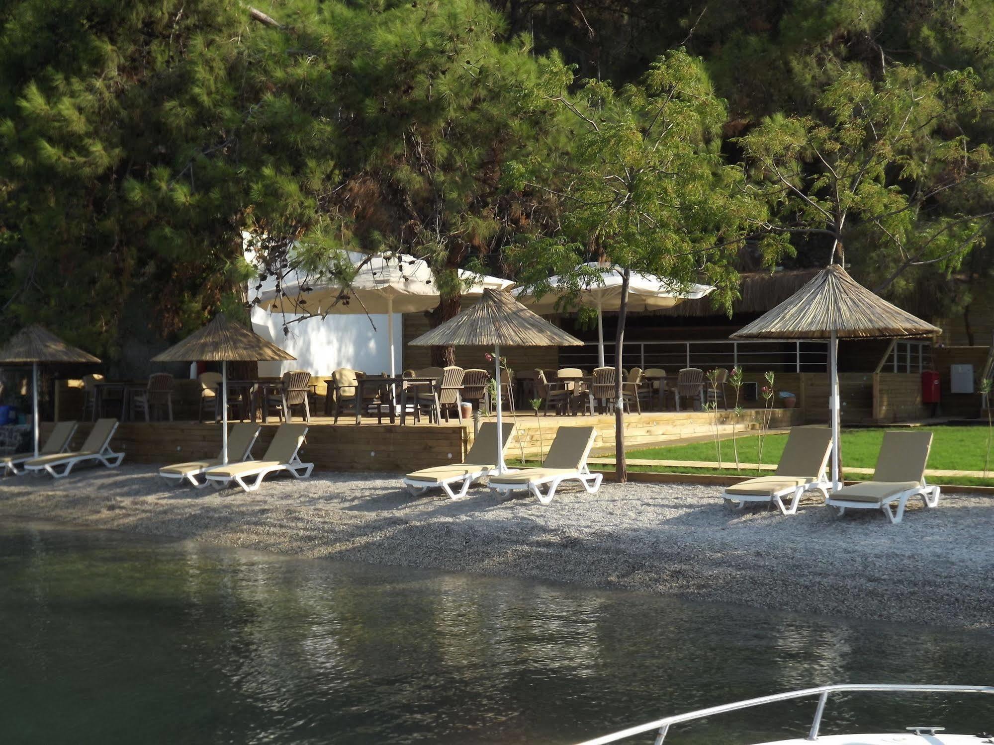 Otel Alesta Yacht 4*