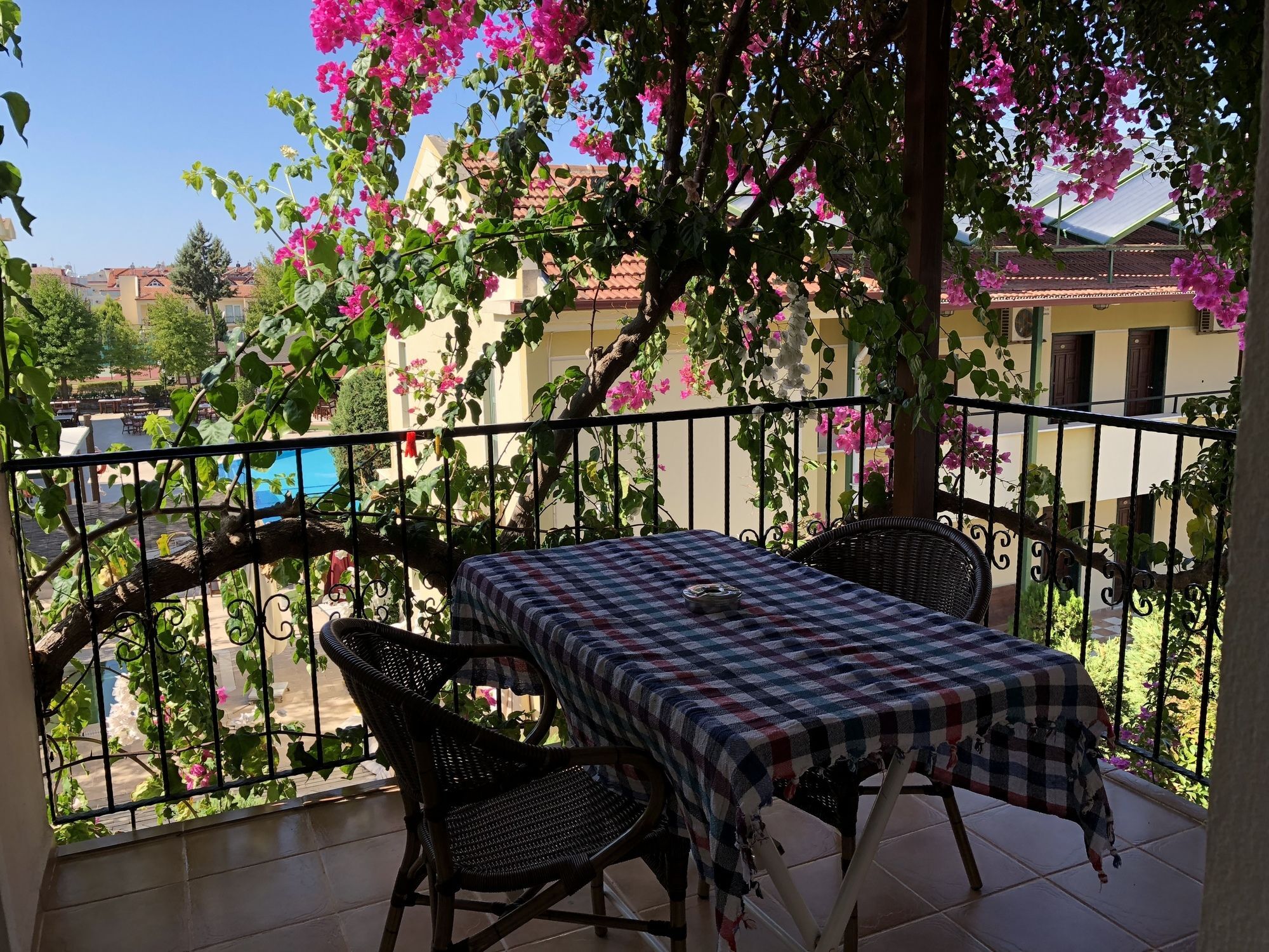 Ten Apart Hotel Aparthotel 3*