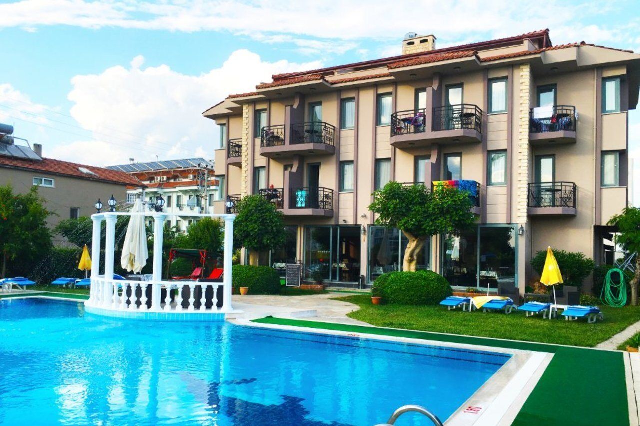 Otel Golden Moon